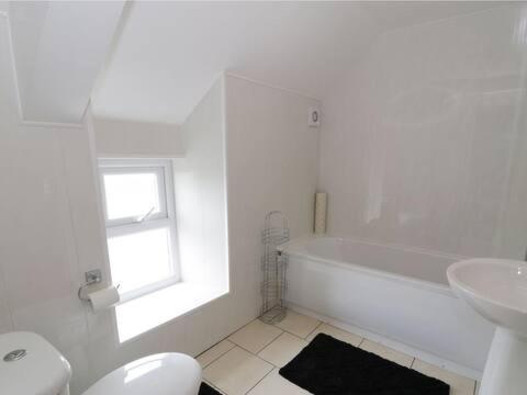 Ty Rhos, Farm Stay, Sleeps 4, Rhoshirwaun 2 Miles From Aberdaron Eksteriør billede