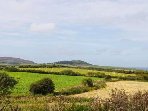 Ty Rhos, Farm Stay, Sleeps 4, Rhoshirwaun 2 Miles From Aberdaron Eksteriør billede